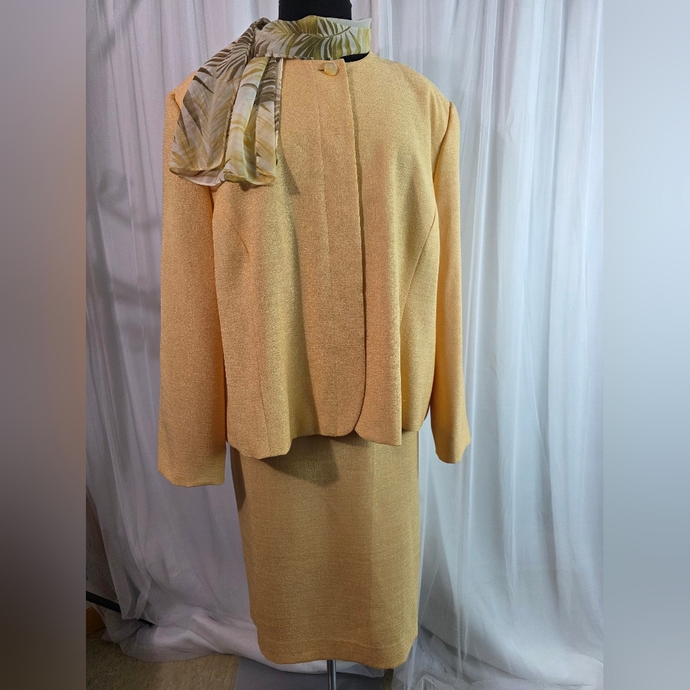 MORGAN MILLER, Twopiece Skirt SET, Size 32, YELLOW